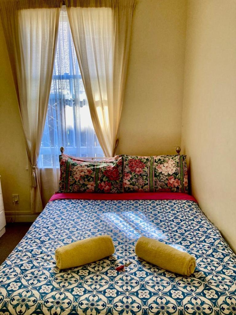 Хостел Honeysuckle House Нельсон Экстерьер фото